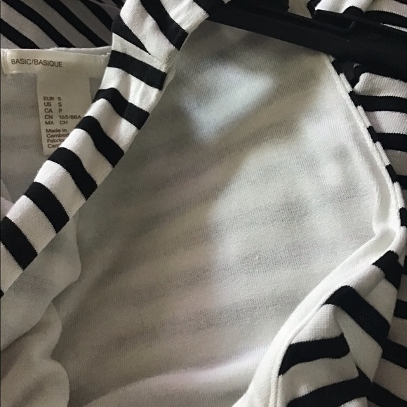 Basic beach cover or summer dress black & white S stripped comfortable 🌻 - Picture 7 of 7